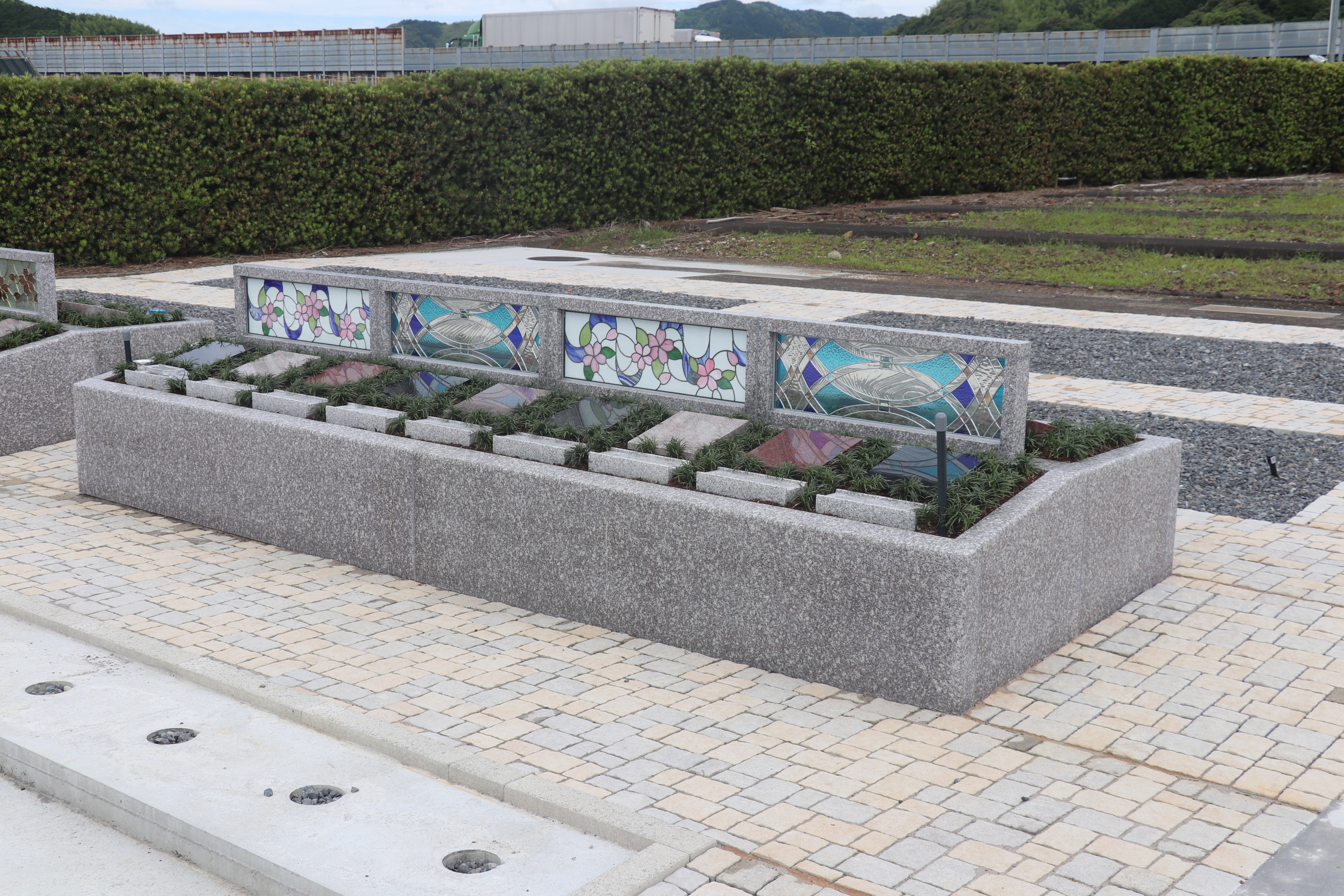 福てらす墓園の樹木葬区画